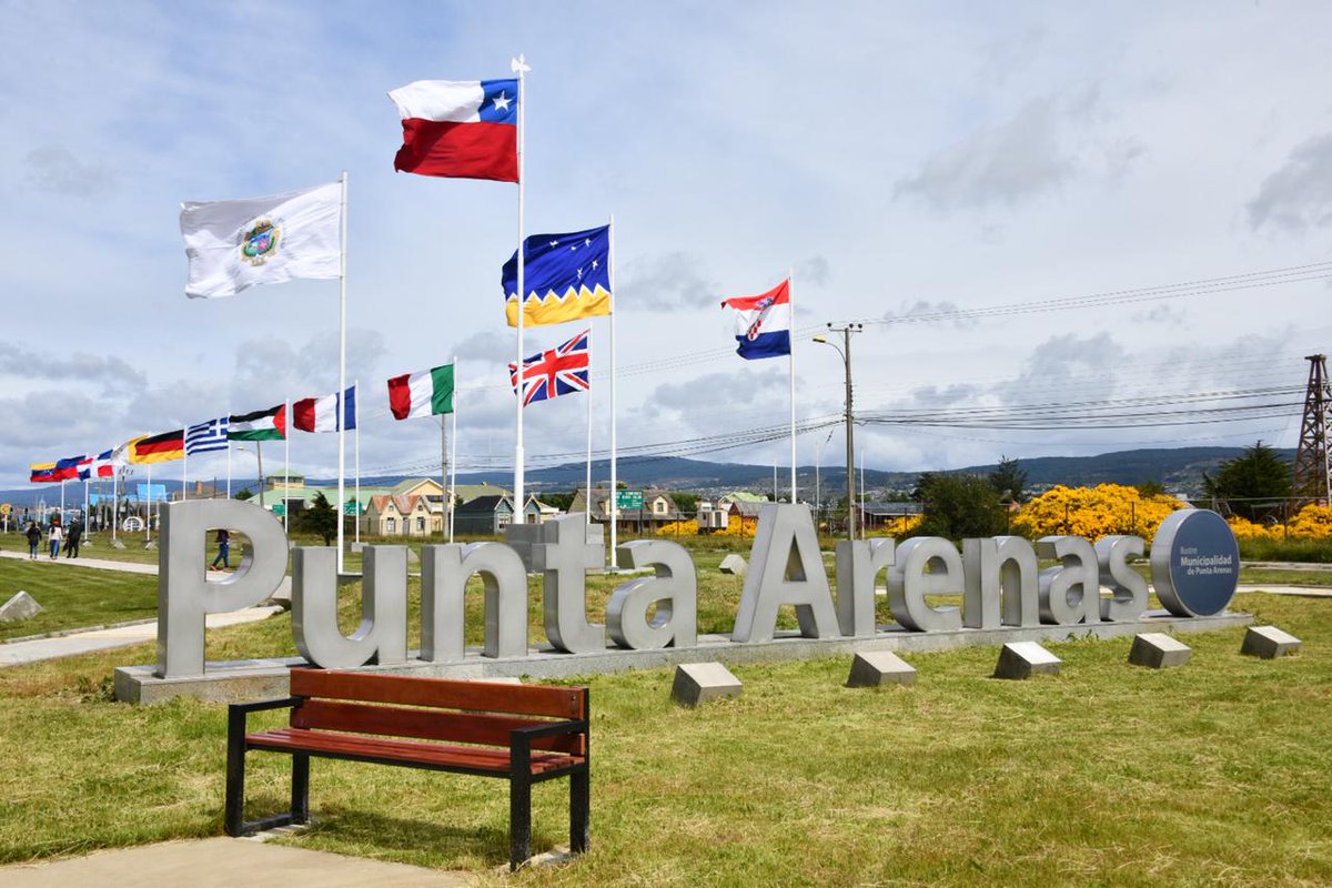 rgcqcl's tweet photo. FINALIZA CUARENTENA Y PASA A TRANSICIÓN PUNTA ARENAS
A partir de este JUEVES 17 DE DICIEMBRE a las 05:00 hrs. pone fin a la Cuarentena y pasa a Transición Paso 2 la ciudad de Punta Arenas.
https://t.co/ClhQD2mtiy https://t.co/uHWIO4L1Th
