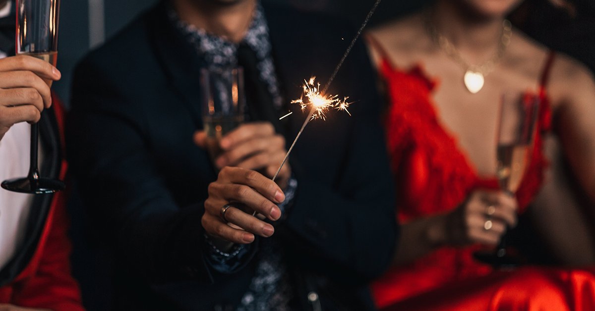 Contact us to learn how we can help you safely bring the holiday party to your home or office. ow.ly/FKxJ50Cw2lN