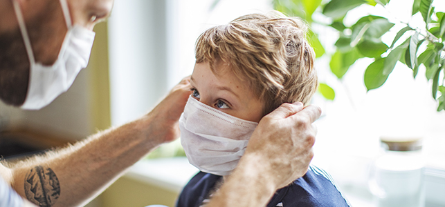 childrensatvcu's tweet photo. Wearing a face mask to protect everyone is incredibly important when heading out in public. But, masks may still be scary to some kids. How can parents and caregivers help the mask-wearing process go more smoothly?
#12daysofstories #maskup
https://t.co/4SQLctC6Qi https://t.co/2S3LVyImWQ