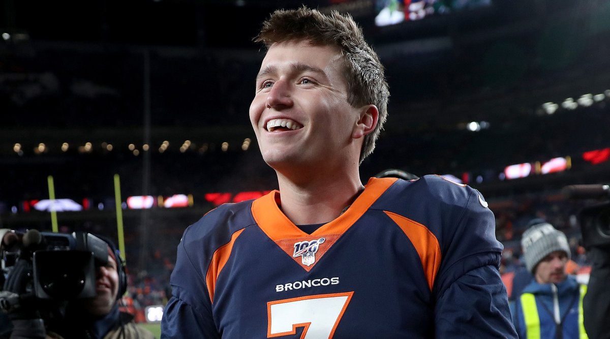 Only 1 NFL QB has a game this season with:

▪️4+ TD
▪️0 INT
▪️75+% comp pct
▪️149+ QB rating

Drew Lock.