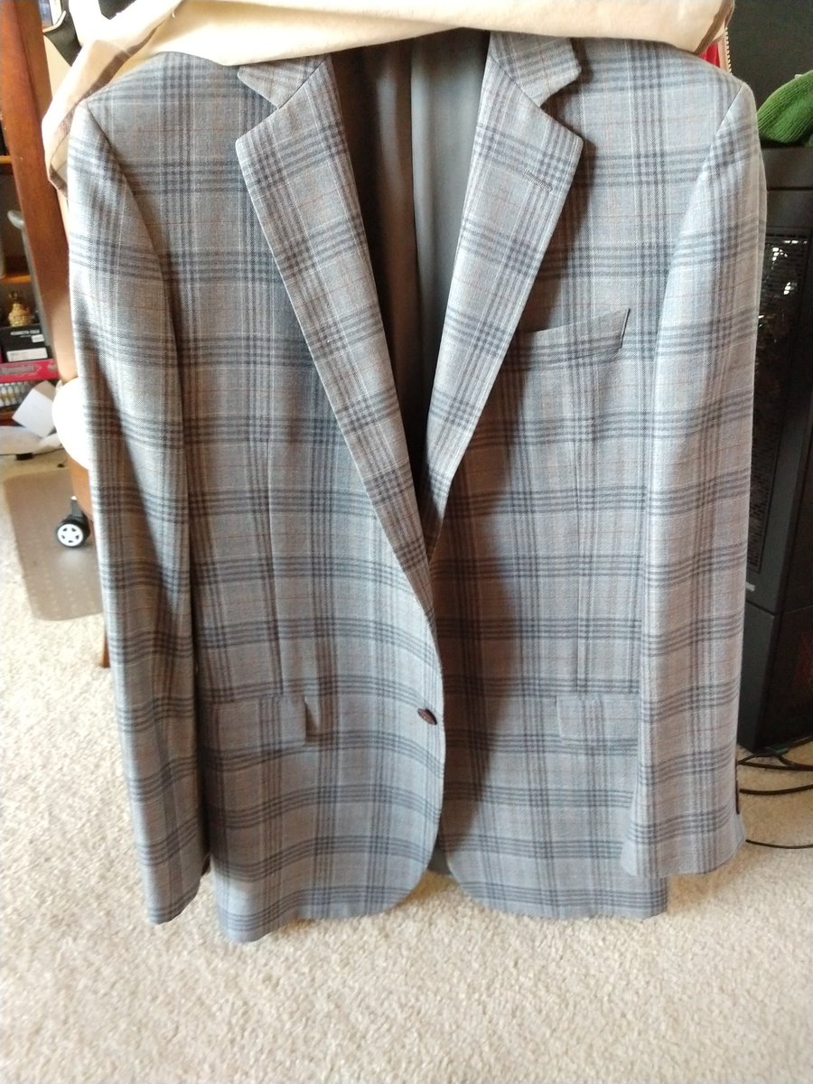 favorite sport coat, like new condition$25 at thrift store in 2014(?), $70 for tailoringfull canvasfits like a dreamwould have been at least many hundreds buying directly from brooks