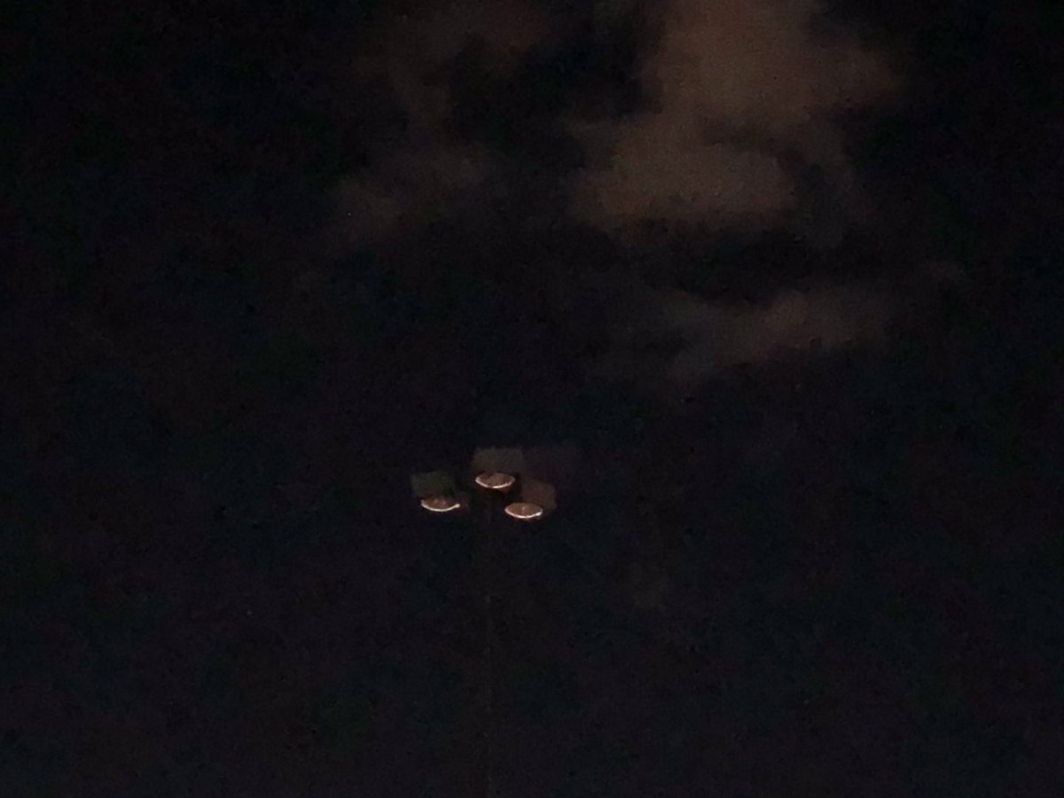 bmoneydye's tweet photo. Are aliens really real!??! 👽👀 https://t.co/giyn7qxOwi