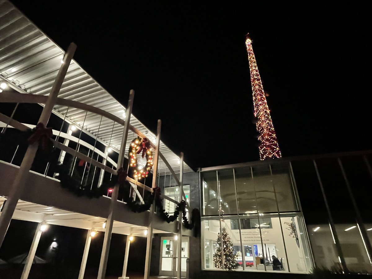 laurablakenc's tweet photo. And NOW it feels like Christmas. ๐#wraltower #wralholidays https://t.co/HiyqXsMkSo
