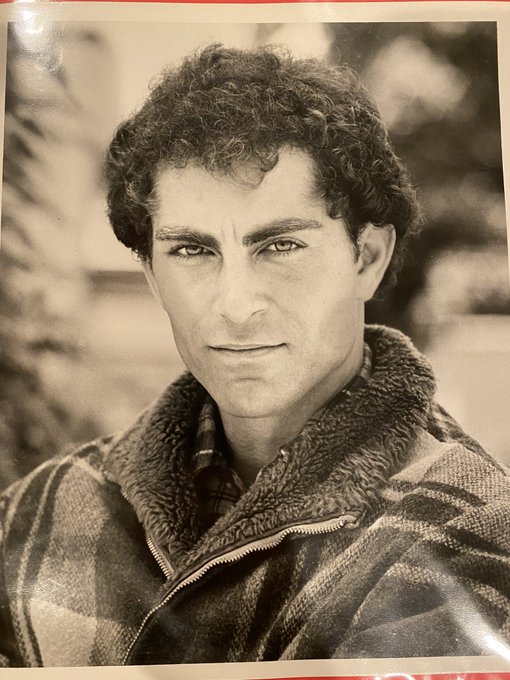 Keeping a happy heart in my father&rsquo;s memory of a lifetime of being so amazing. His modeling career 😃<a href="/tag/apclips"class="tags"><span>#apclips</span></a><a href="/tag/iloveap"class="tags"><span>#iloveap</span></a>