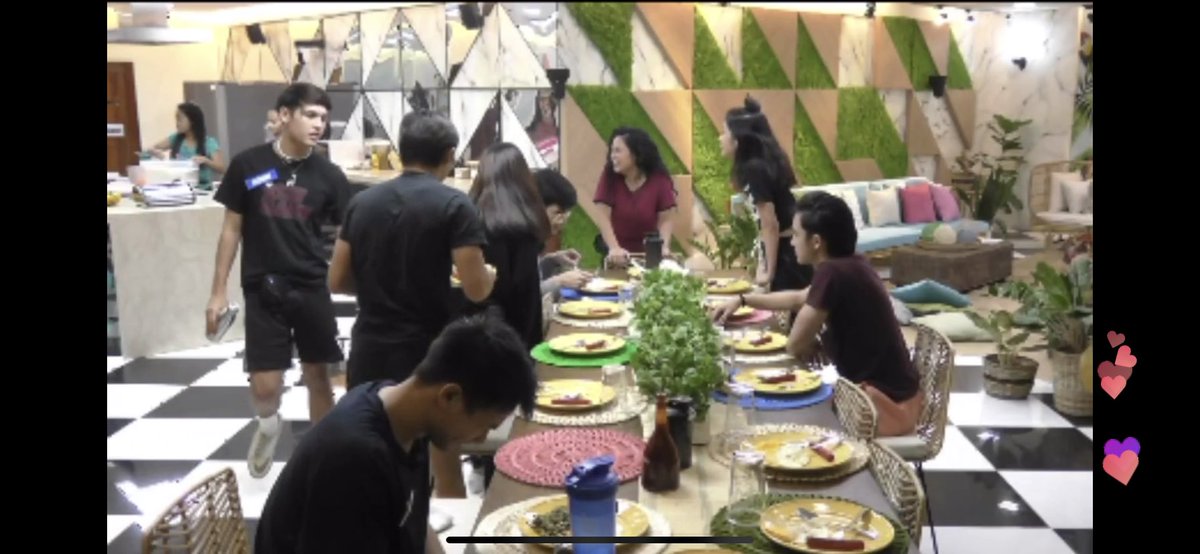 JKMDR's tweet photo. Breakfast time ๐ณ #PBBLivestream #PBBConnect1stWEEKLYtask https://t.co/liQL8dS19w