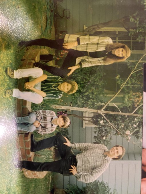 Family pics of how wonderful you always were pops. I miss you so much 😃 Your smile always brightened<a href="/tag/buymycontent"class="tags"><span>#buymycontent</span></a><a href="/tag/apclips"class="tags"><span>#apclips</span></a>