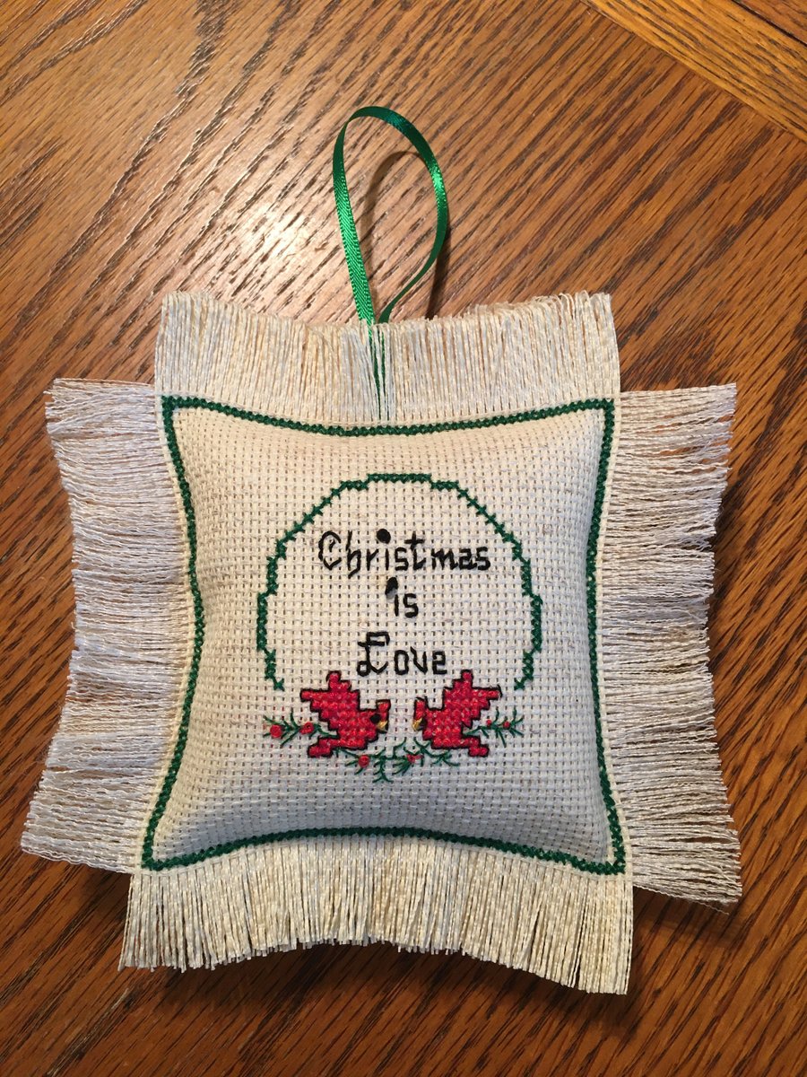 Writingmama01's tweet photo. Excited to share the latest addition to my #etsy shop: Christmas is Love Ornament https://t.co/1yIy4HIxZW #red #christmas #green #ornament #pillow #holiday #decoration #crossstitch #gift https://t.co/hwBHCyCDuO