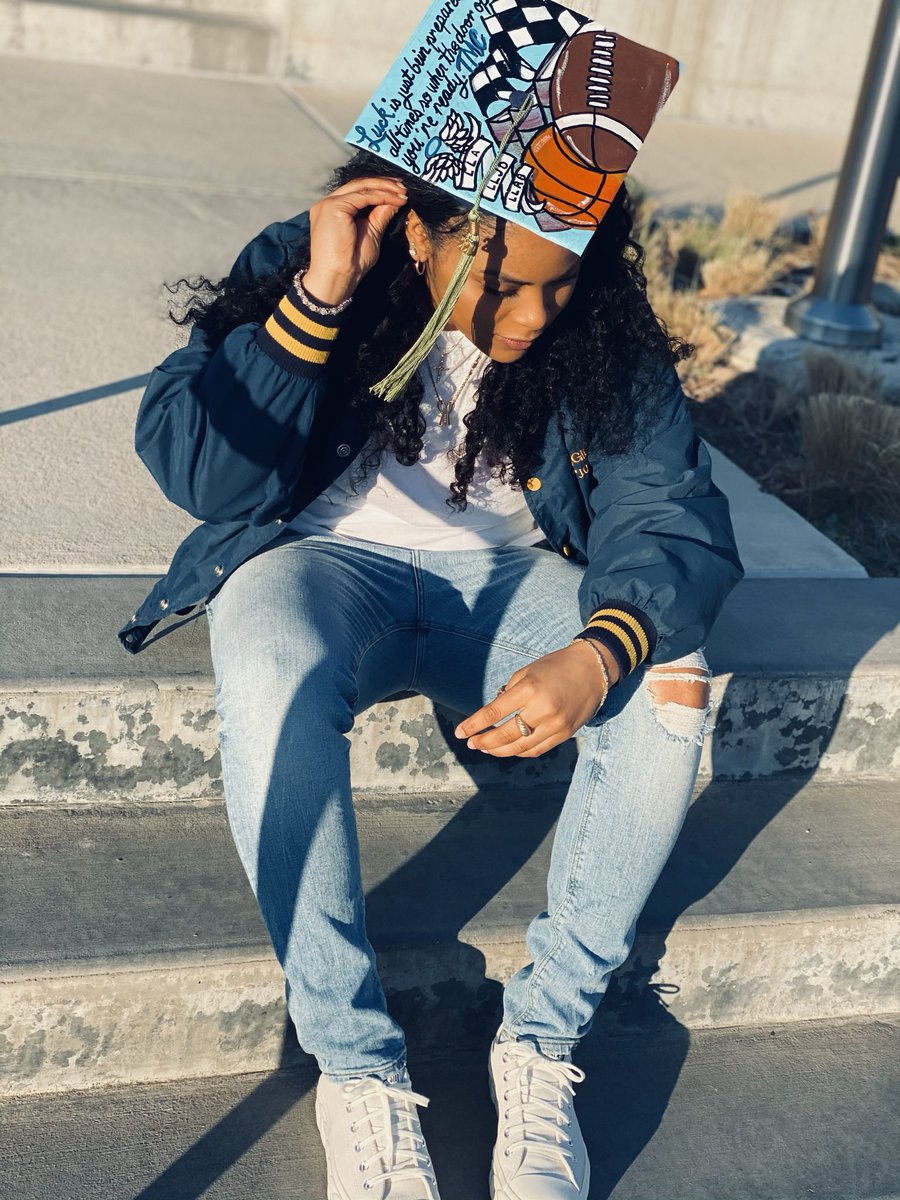 vctrahrrsn's tweet image. Sleeping on that floor at A&amp;amp;T that sh** still f*** with me. But I’m the star in this movie I don’t need no sympathy. #LLA #LLJD #LLRB 👼🏽