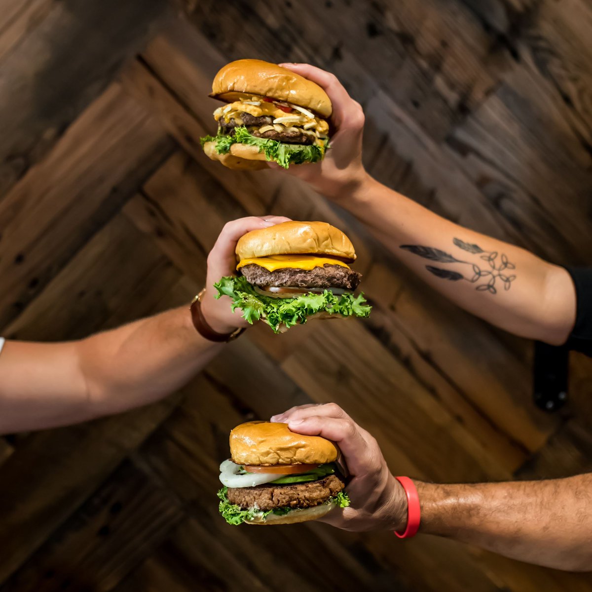 Its Burgers 🍔 , Bourbon 🥃 , &amp; Beats 🎧 Monday!

$5 Bourbons &amp; Whiskeys
$10 Widow Jane
$5 AmSo Burgers
$8 Specialty Burgers