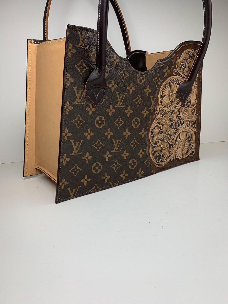 WowJustinDiver's tweet photo. Slightly more boujee than off the shelf.

IG: Divercustomleather https://t.co/emlbGF8yqM