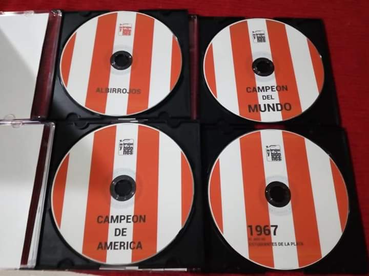 Nuevamente en stock!! Los históricos discos de Jose María Muñoz ahora en CD'S! Excelentes piezas para coleccionar.
Pack de 4 CD'S a $1000, incluye Popurrí de Canciones Pincharratas de los años 70.
Pedí tu pack, ideal para Navidad!!