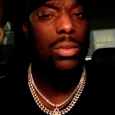 daflashyplayboy's tweet photo. #NewProfilePic https://t.co/nORpYDJnH0