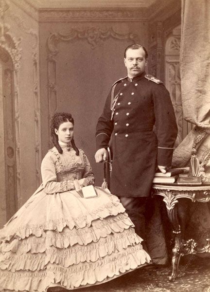 Prior to 1885, Tsar Alexander III gave his wife Empress Maria Feodorovna jeweled Easter eggs. For Easter in 1883, before his coronation, Alexander III and Maria received eggs, one of which contained a silver dagger and two skulls.