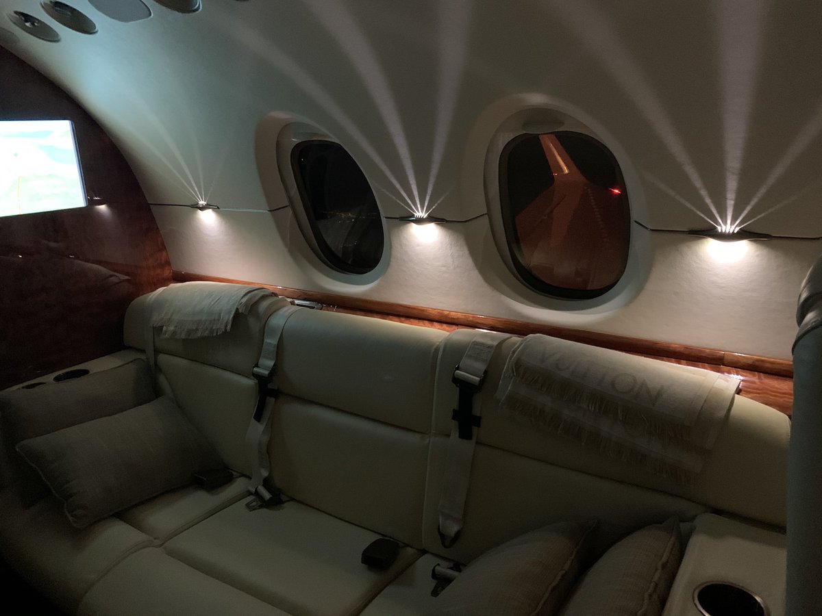 MeisingerKC's tweet photo. SOLD!!! 2007 Hawker 850XP!!! https://t.co/YXirGt1hup