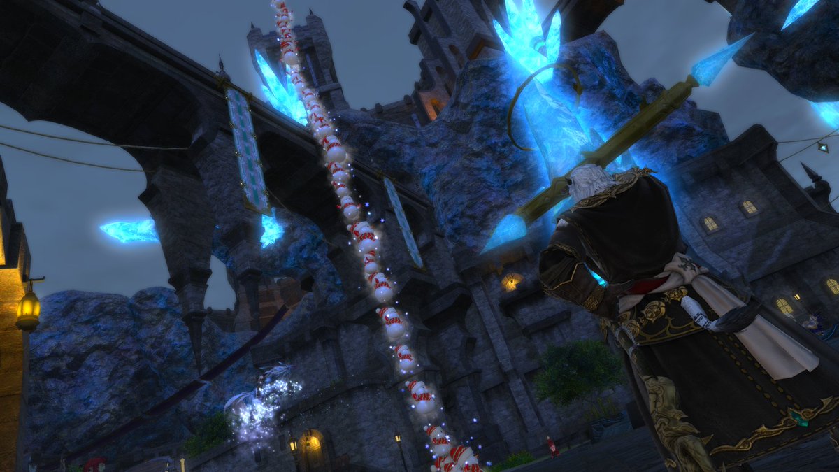 Zirak_Lunyasch's tweet photo. If you think the crystal one is the tallest tower in Mor Dhona, you clearly haven't seen the fabled snowman tower
#justbuildingasnowman #snowmantower #ff14 https://t.co/tEax9PEwqV