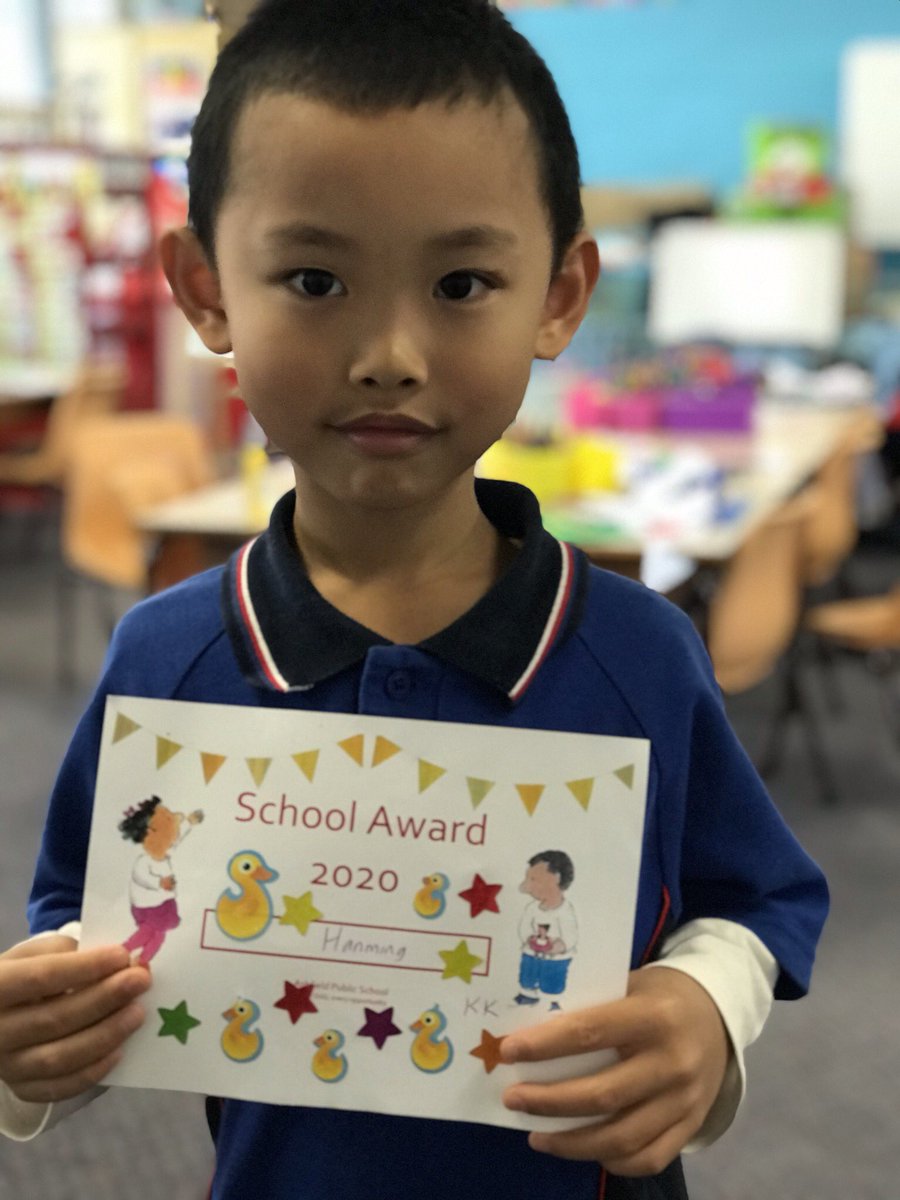 Kelly1Anne's tweet photo. Congratulations on your School Award Hanming.🥳 https://t.co/Y1zUwm83bX