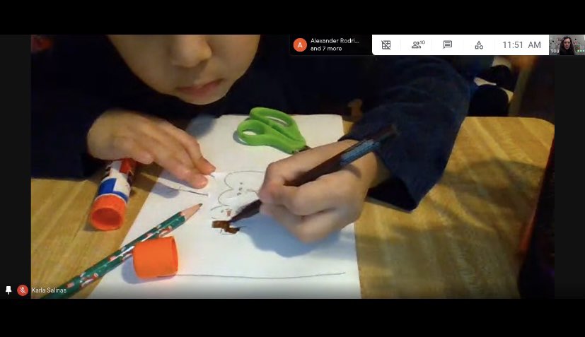 JanetColoma's tweet photo. Room 9 Ss learned how to draw a Snowman step by step today. We are so proud of our little artists! 🎨👏🏼😍 #remotelearning #prekrocks #Snowmanfun⛄️@wnyecc https://t.co/ReUZEdyr4O