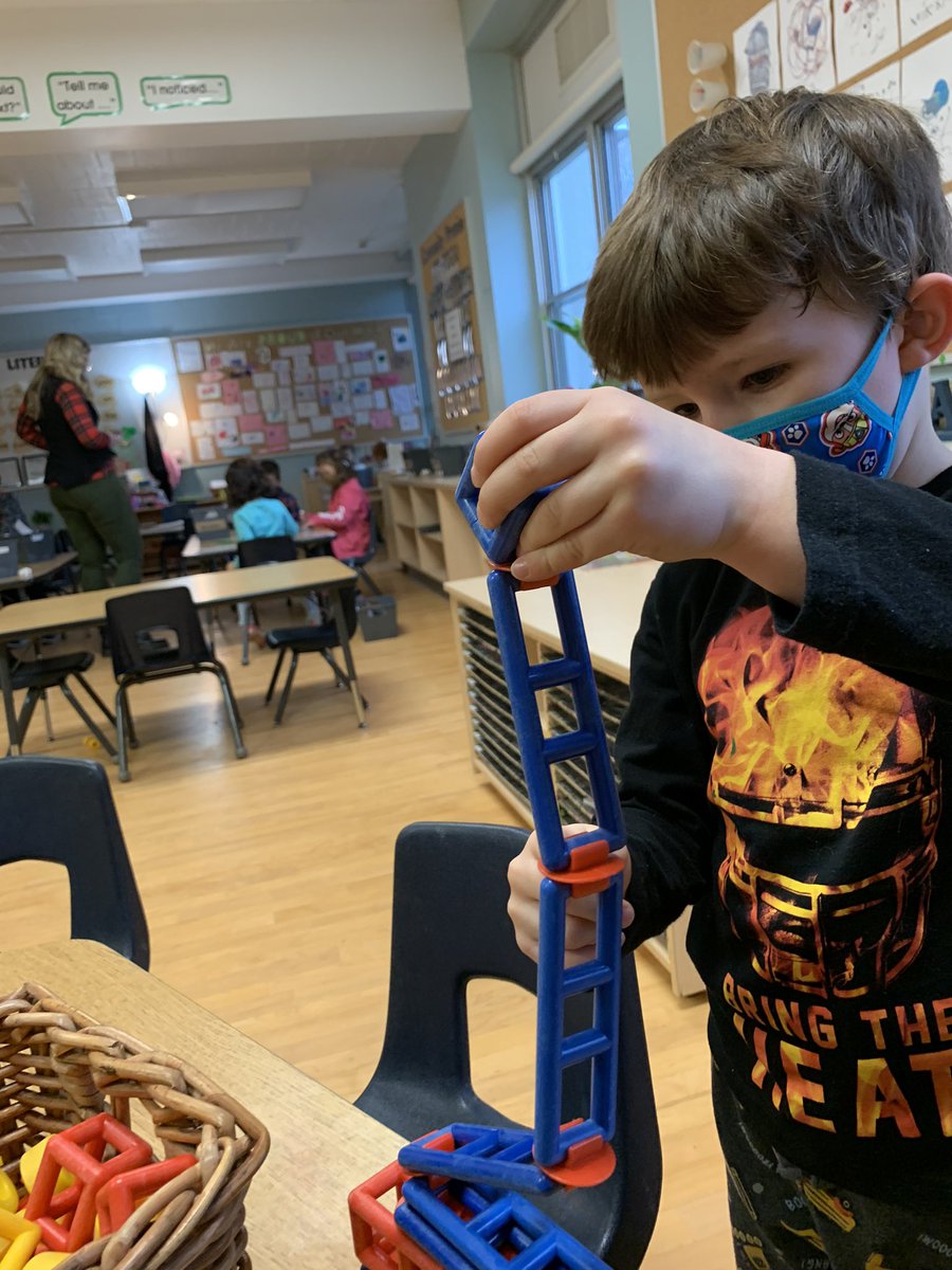 Dancer_2881's tweet photo. Today we discussed patterns with materials Sts were building with. Kole noticed that his pattern was “red, blue, red, blue!” Calvin created an AB pattern and was challenged to create a complex pattern. “It’s green,green, white,white, green, white.” https://t.co/7yrUZLW2Ci