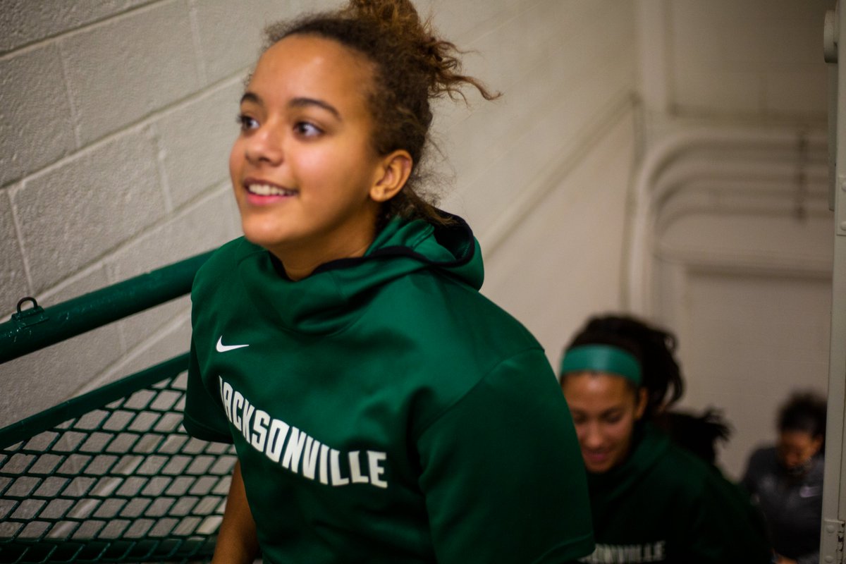 JAX_WBB's tweet photo. New Kids on the Block

#RELENTLESS #JUPhinsUp #DareToBeBold https://t.co/wIQMrSJgZr