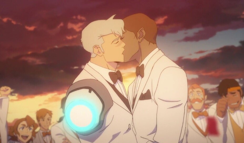 SpaceLions39's tweet photo. I'm hoping to get a #Shurtis picture out tonight for the Season 8 anniversary, but for now, here are some moments from Season 8 :)
(I don't understand how it's been two years already...)
#Voltron #VLD #vlds8 #VoltronLegendaryDefender @LetsVoltron https://t.co/WifP1vaROo