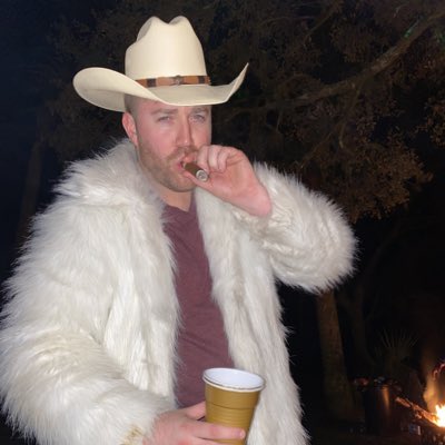 Alex_Westberry's tweet photo. #NewProfilePic https://t.co/AsNU4ukkhp
