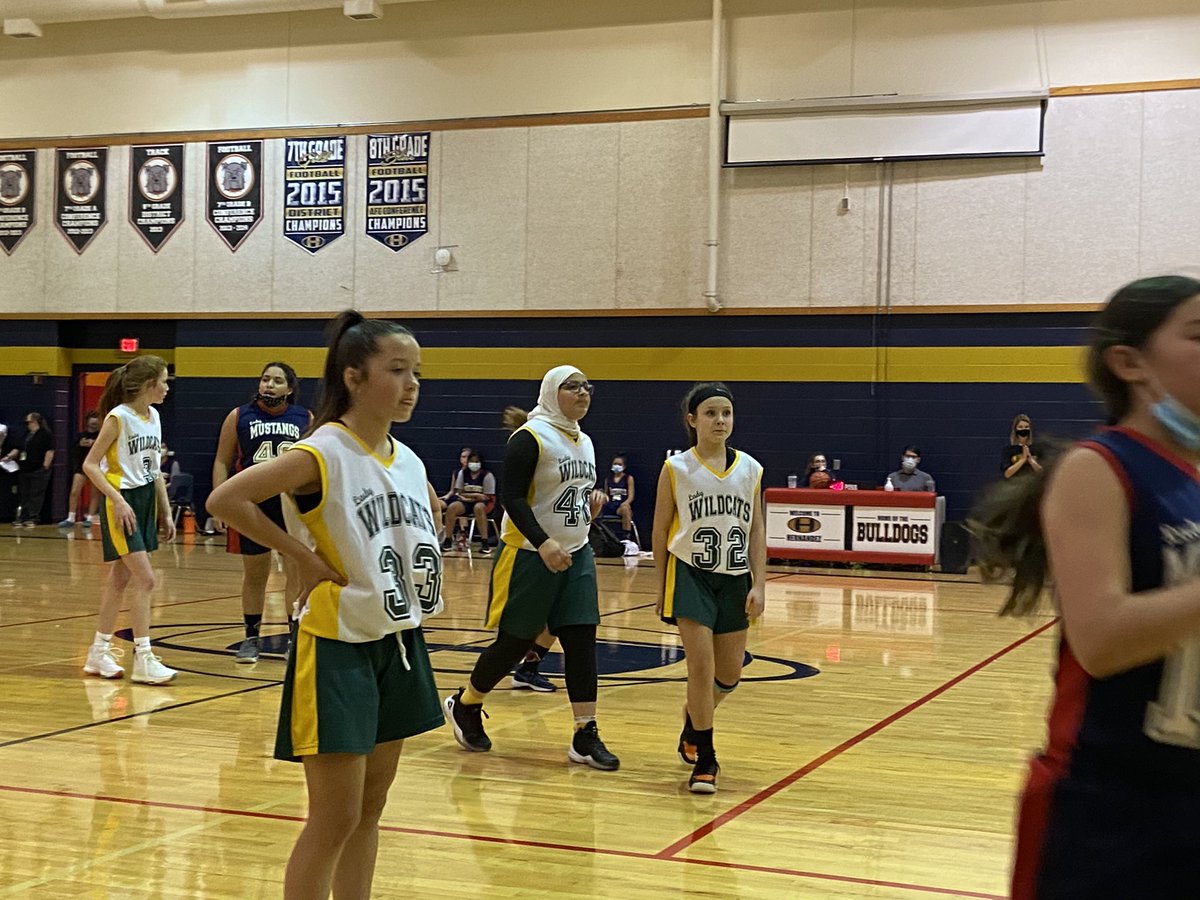 Tori_A_Sanders's tweet photo. Itโs a great night for some Lady Wildcat Basketball! LETโS GO GIRLS!! @JWalshMS #WalshPride #LadyWildcats https://t.co/aMpJnZnHSG