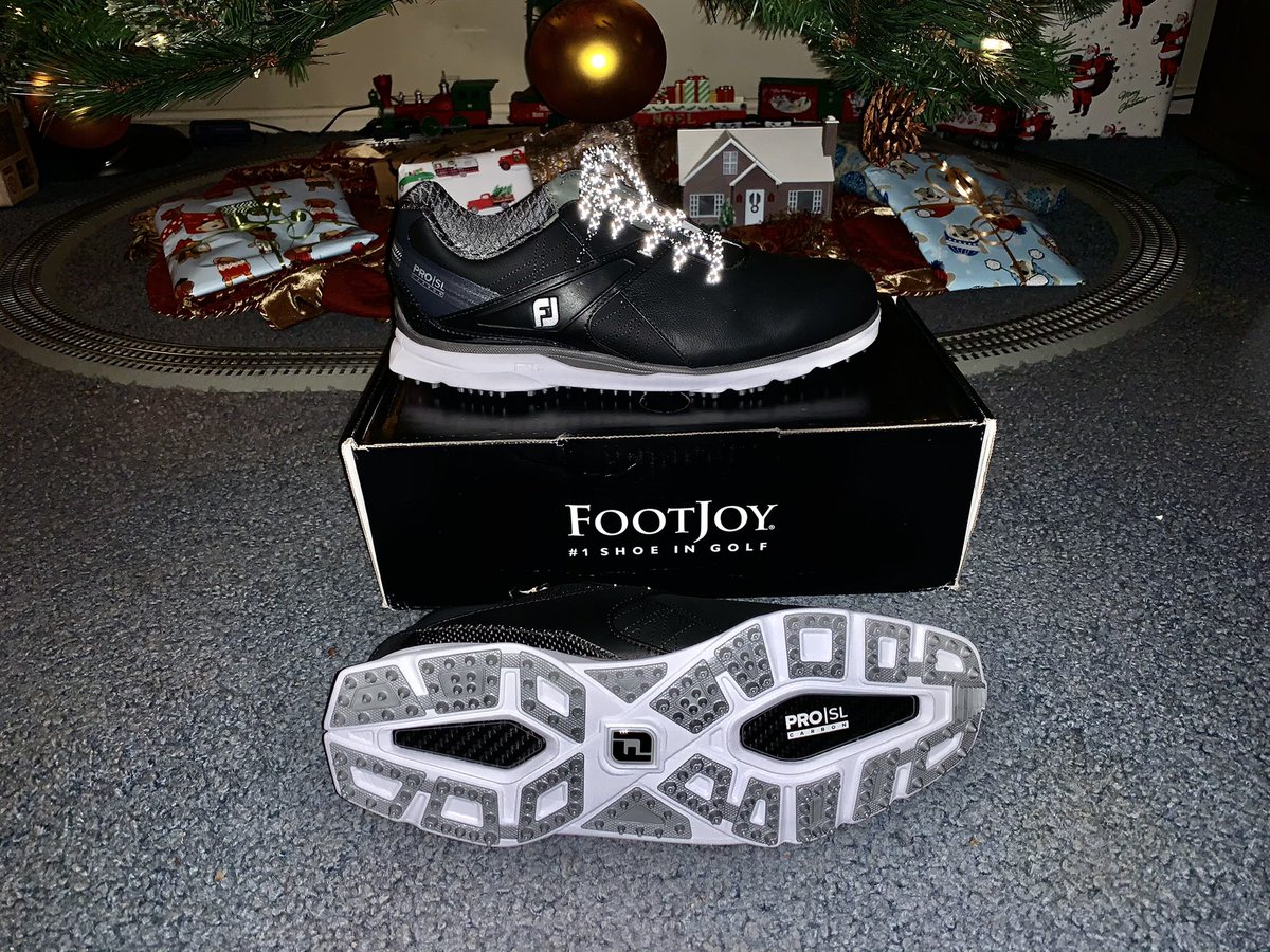 PGAPappas's tweet photo. DAY 3: PGAPappas 12 Days of Christmas Golf Giveaway

🎁 FootJoy Pro SL or Pro SL Carbon golf shoes (you choose style and color)

To enter:
🎄 Retweet
🎄 Follow @PGAPappas and @FootJoy 

#ReleaseTheKringle! https://t.co/FNqcsloYst https://t.co/xW05HfNu18