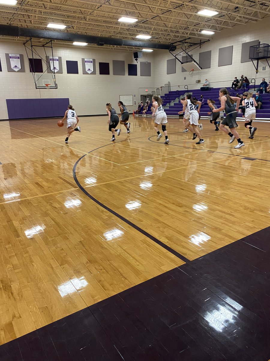 RCEMiddle's tweet photo. Way to go, 8th Grade Girls! Congrats on a 42-20 win tonight #teamRCE🐾 #RCEhoops🏀 https://t.co/onfV6AgTO3