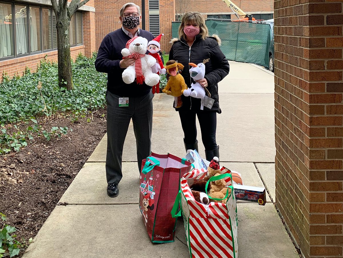 OneVisionDHF's tweet photo. We are grateful to our supportive community for all they contribute. Thank you, Patti, for donating a variety of toys to the Della Penna Pediatric Center at Doylestown Hospital for the third year in a row! #DoylestownHealthFoundation #OneCommunity #GenerosityHeals https://t.co/QUt9N1isN6