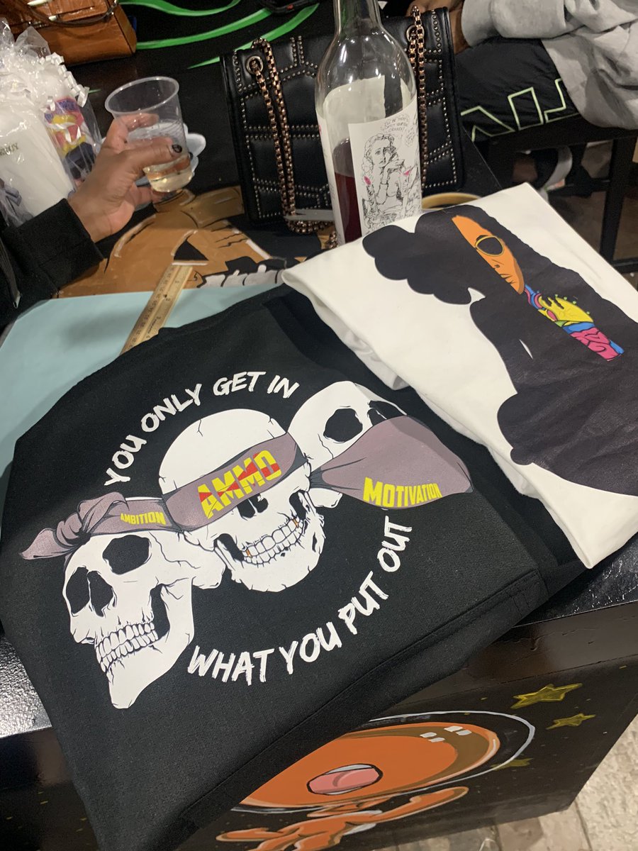 ATimesM's tweet photo. 🥺✨🏧🔥 @AxMCustomGear https://t.co/p5dIqvHYE9