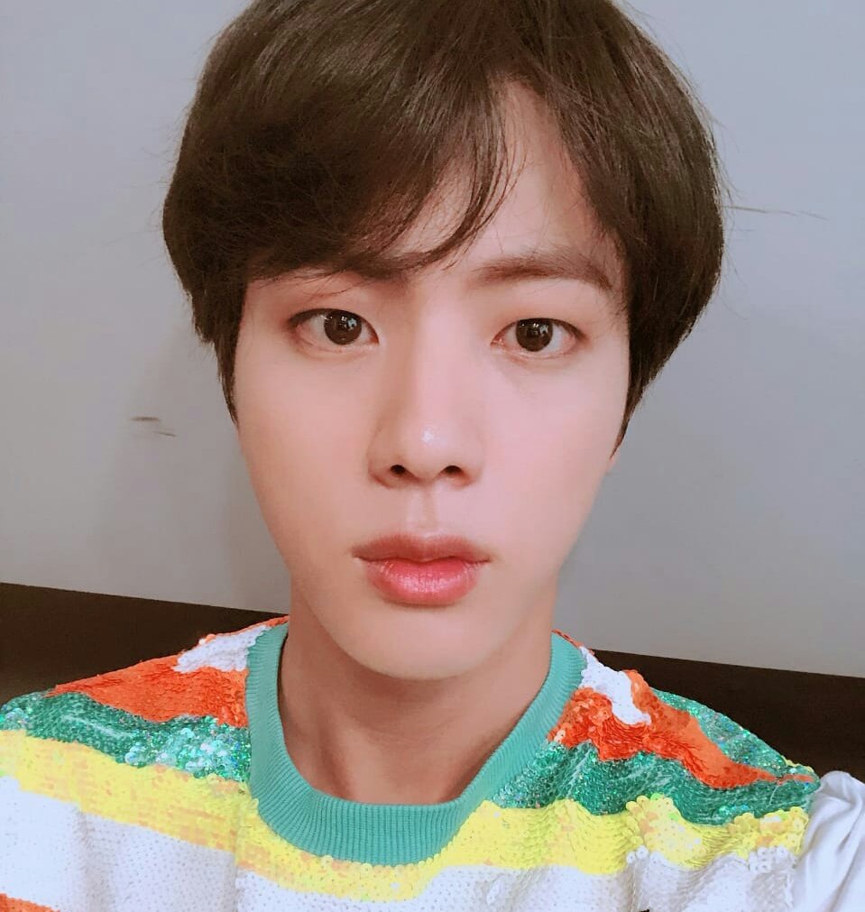 ARMYAW4RDS's tweet photo. 🐹 ARROBA A ÉL/LA MEJOR SEOKJINISTA

(hasta dos votos por persona). https://t.co/SNR6TqJRxR