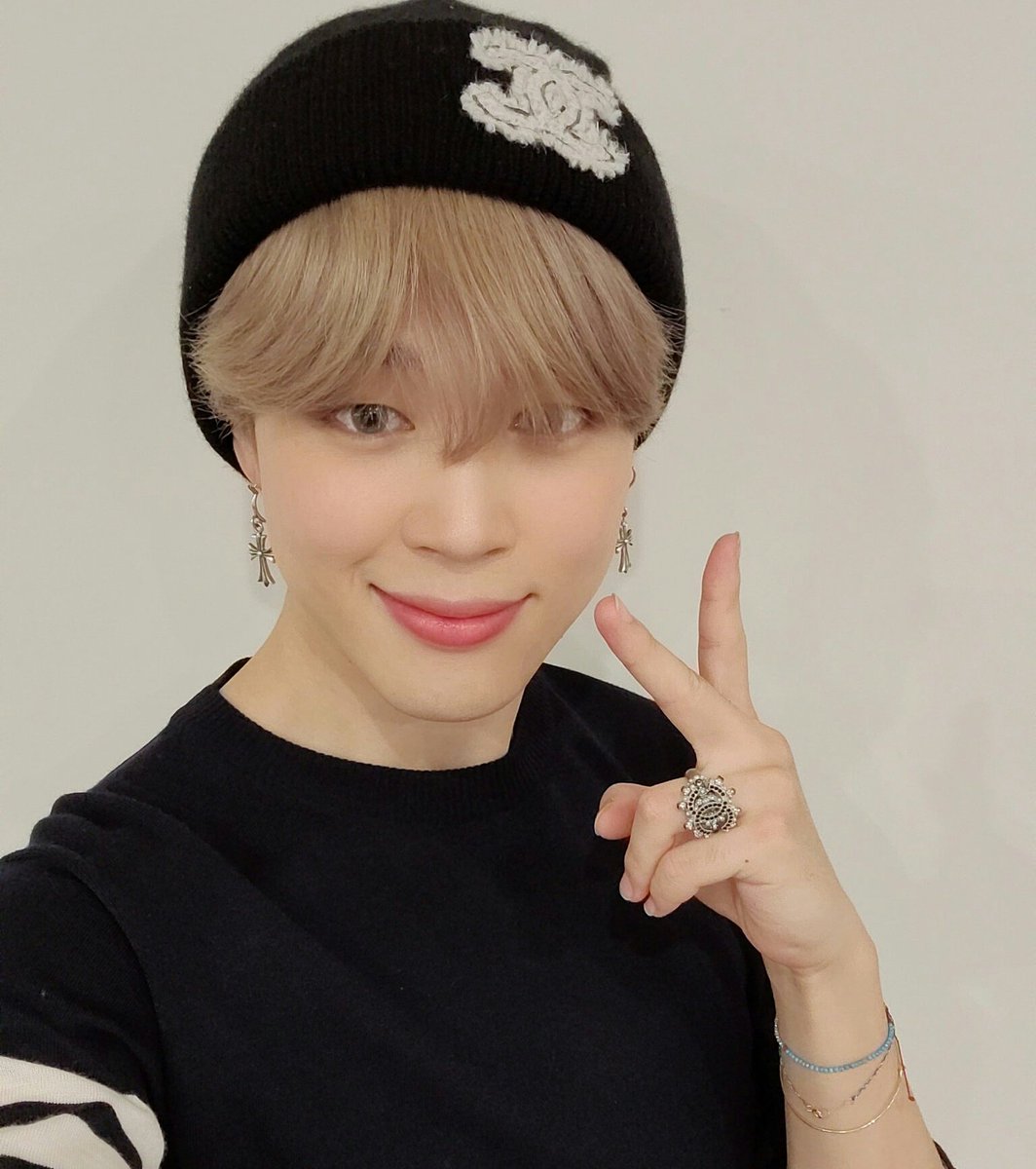 ARMYAW4RDS's tweet photo. 🐥 ARROBA A ÉL/LA MEJOR JIMINISTA

(hasta dos votos por persona). https://t.co/hq7MZ0m4d8