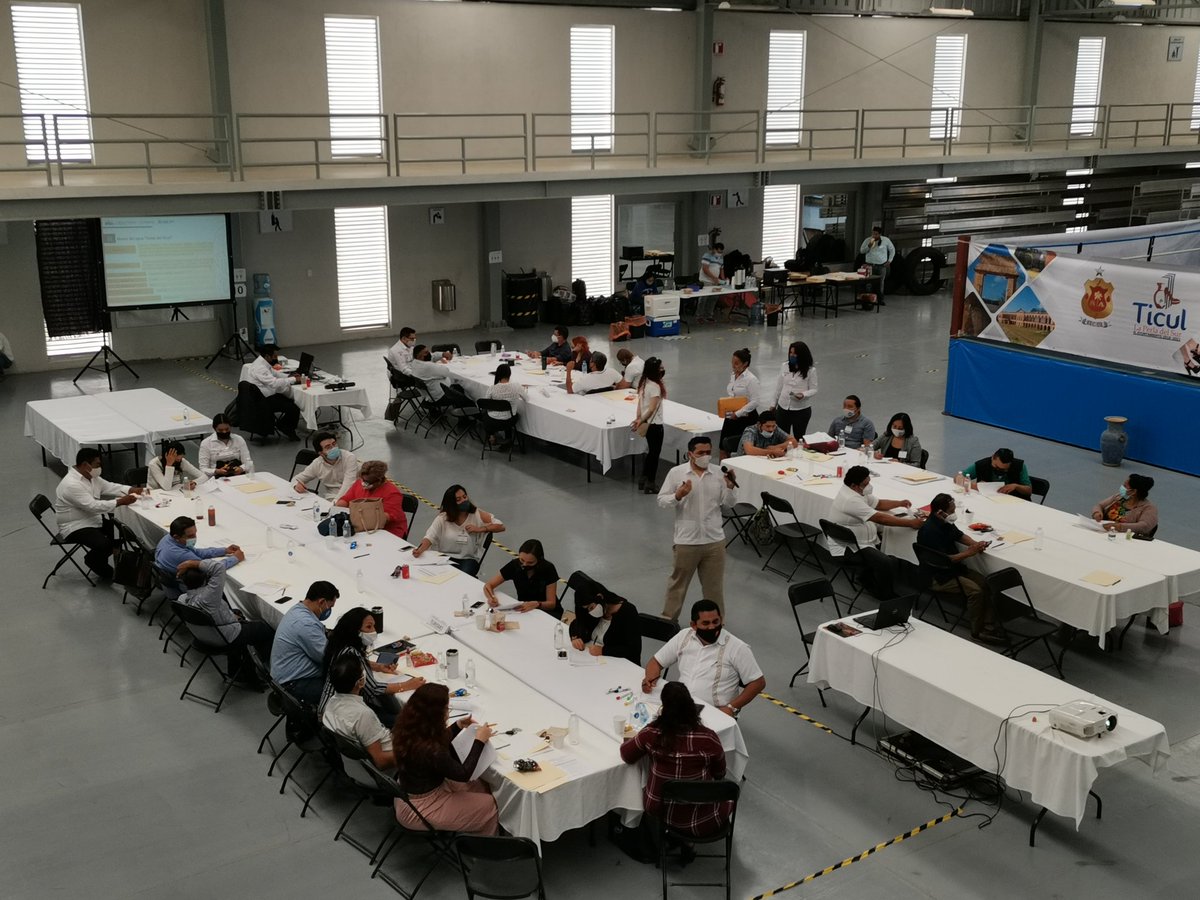 luismauriciomv's tweet photo. @fonaturMX en cordinacion con la @Sefotur_Yuc y los ayuntamientos de @Muna y @HTicul, se realizó el 10 y 11 de diciembre el 2o Taller de Planeación del Programa Regional de Desarrollo Turístico de la Ruta Puuc, con la participación de los principales representantes del sector. https://t.co/2NeQ8dXBtB