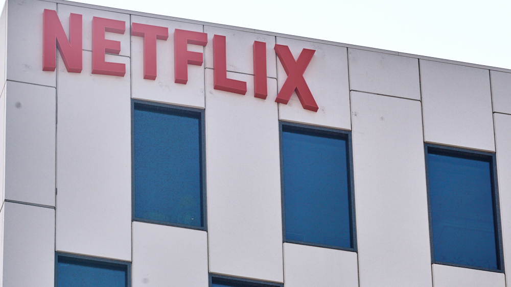 Netflix Scolded Again for Poaching Viacom Employees dlvr.it/RnfRCs