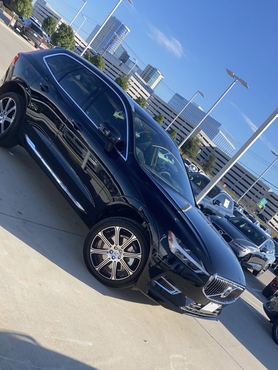melmason98's tweet photo. My new car, Phil.  May or May not be named after @PhilRosenthal. My family wants him to be our friend and travel Buddy!  #Volvo #somebodyfeedphil https://t.co/8iTh2hA91X