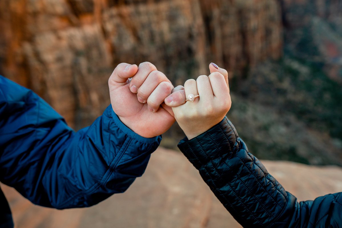 _____EmFos_____'s tweet photo. One week from today the love of my life asked me to marry him. I can’t wait to be your wife. I love you! @tylergordon70 💍 https://t.co/dNQOxcEb06