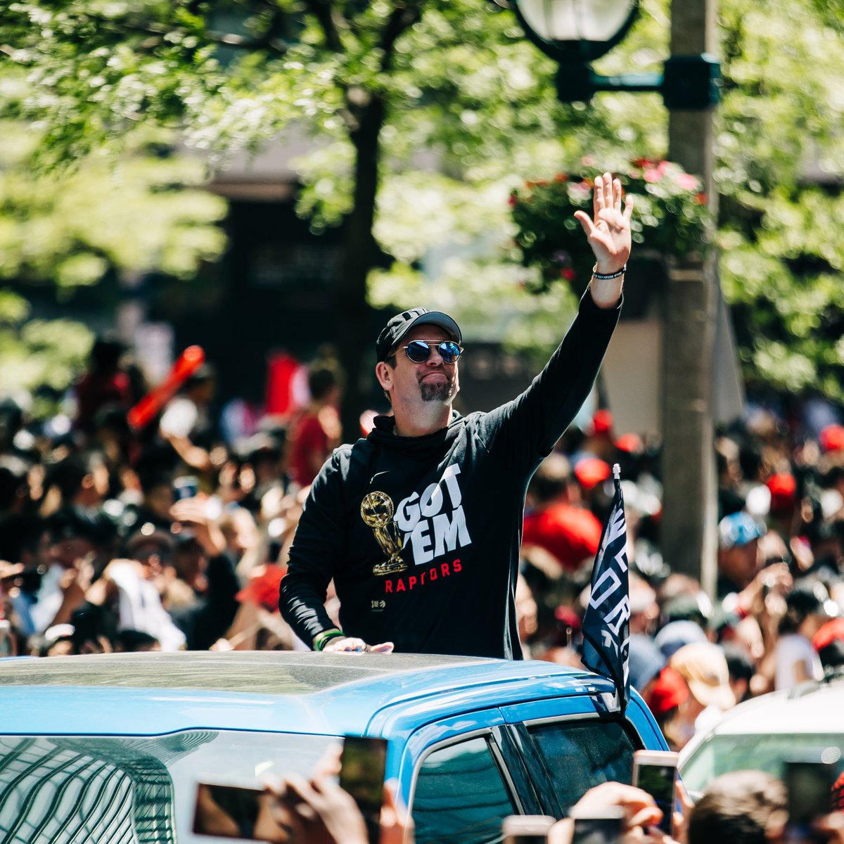 thevisualpapi's tweet image. I snappped these at the parade !