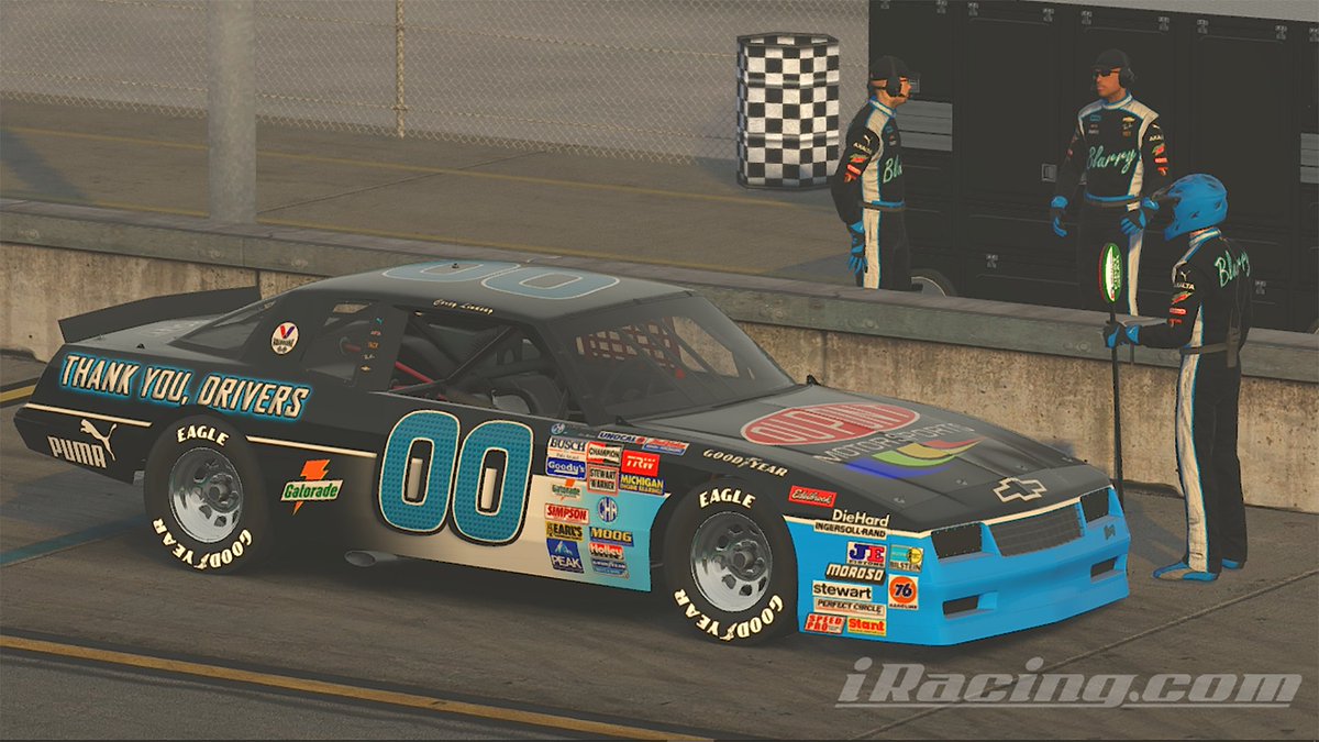 TeamBlurry's tweet photo. We're fuggin ready to go tonight. #Thankie #BlurrySZN #DecadeOf3Wide @3WideRCN https://t.co/NrKgsKUOjq