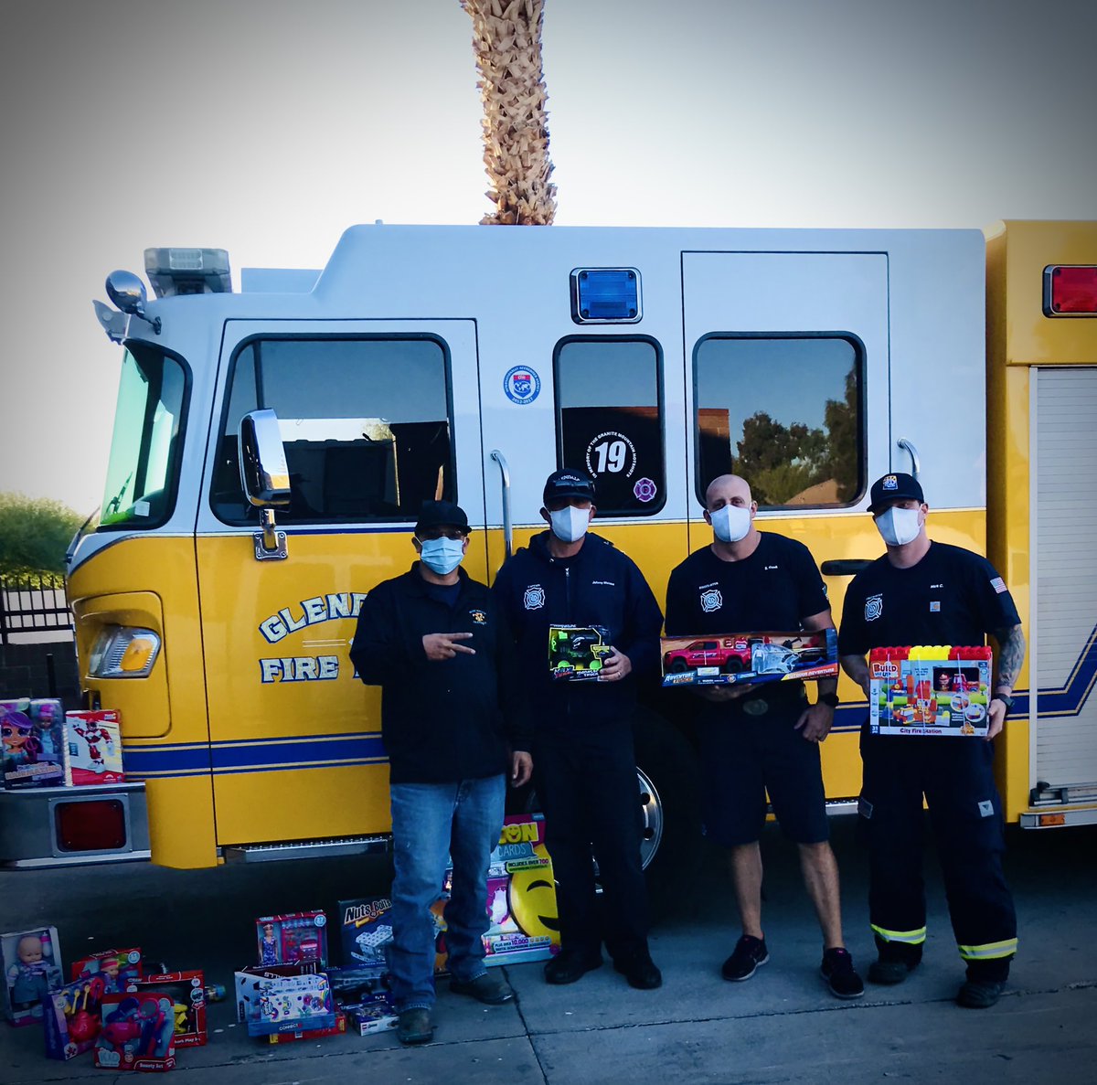 GFFCharities's tweet photo. We wanted to take the time and thank Ismael Mendoza for his support of our toy drive this year! Mr. Mendoza held a softball tournament this past weekend in support of our toy drive efforts. We wouldn’t be able to do what we do without the support of our community! https://t.co/QCKJUNukwp
