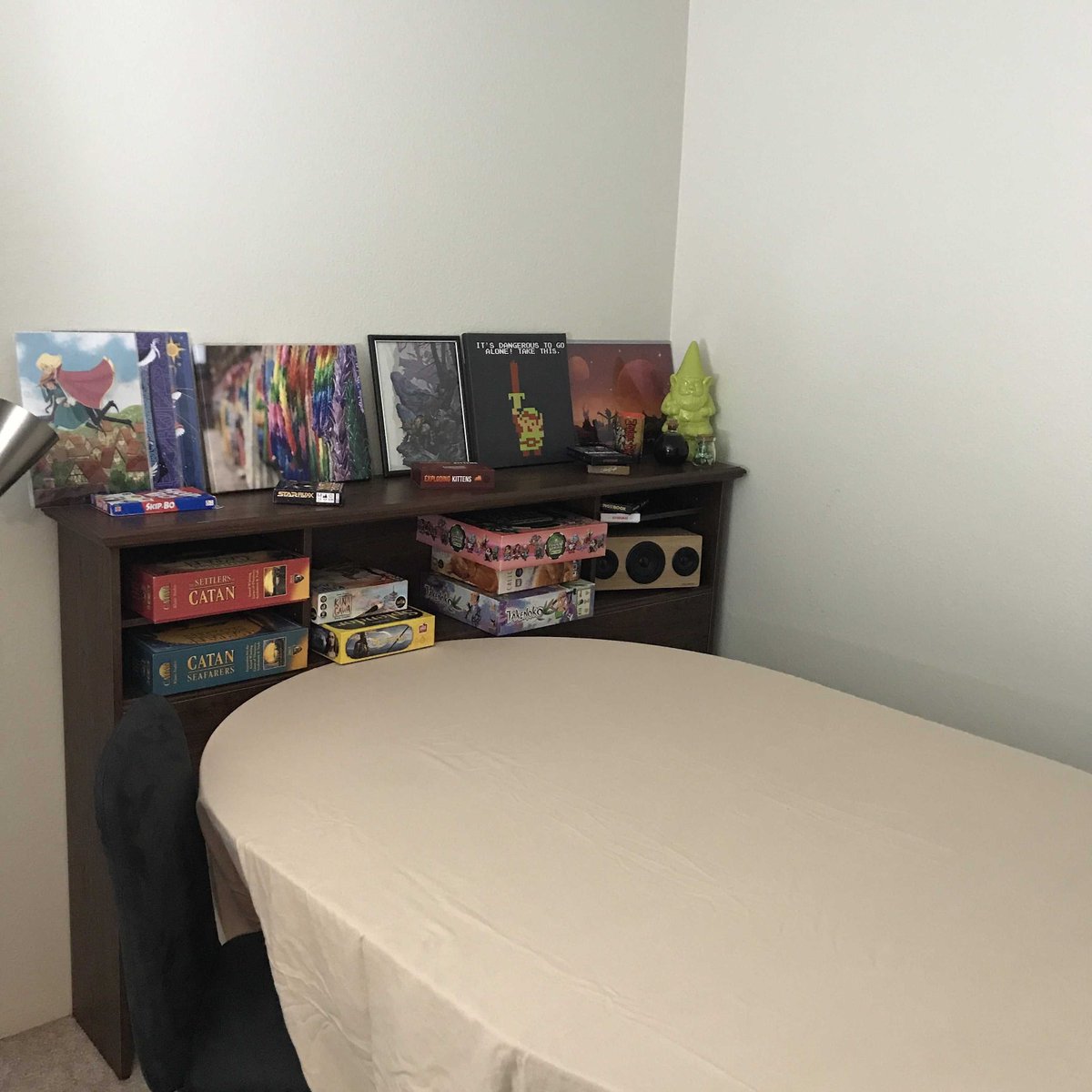 RawPotionsLLC's tweet photo. 🎶For the first day of gaming, my friends presented me, one table for our gaming spree!🎶
🎄🎁❄⛄🎄🎁❄⛄🎄🎁❄⛄
#tistheseason  #holidayseason #boardgames #gamenight https://t.co/aUykr8srtS