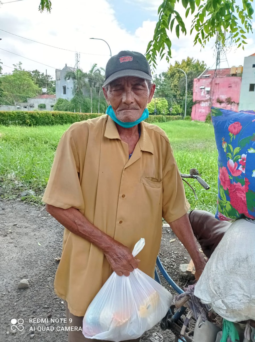 ndangertiwes's tweet photo. Bismillahirrohmanirrohiim
Assalamu’alaikum orang baik🤗
Bagi teman2 yg mau ikutan cuci rizki nya bisa japri aku yaa 🤗
Jadi ini adalah salah satu kegiatan kitaaa. Nnti bisa ikut gabung bagi2 Sembako dan pembagian makanan buat anak panti 😍 https://t.co/a2jC1prbbR