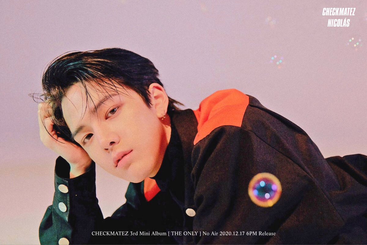CHCKMTZTWT's tweet photo. * ¡ 𝙘𝙝𝙚𝙘𝙠𝙢𝙖𝙩𝙚𝙯 ‹ 𝟭𝘀𝘁 𝕔𝕠𝕞𝕖.𝗯𝗮𝗰𝗸 𓂅 breɑth.e ɩn ՞ the ⵓ αır 𝕖𝕧𝕖.(𝐫𝐲)-𝗱𝗮𝘆 ⌗ 𝐢𝐧 .˛𝕥𝕙𝕖⁺ 𝐚𝐢𝐫 ╱ ، the ₊ 𝐨. 𝐧𝐥𝐲⋅ ֺ
⪧ 𝟤𝟢𝟤𝟢.𝟣𝟤.𝟣𝟩
#CHECKMATEZ #젝마테스 #THE_ONLY #No_Air #YSAAC #MICHI #NICOLAS #EVAN https://t.co/i2nppDoF9W