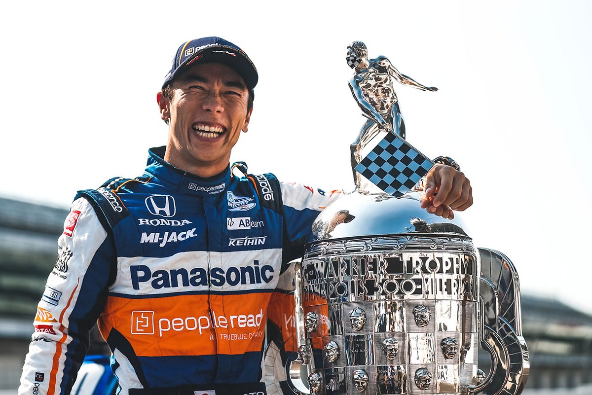AUTOSPORT_web's tweet photo. 佐藤琢磨が石橋貴明と対談。12月15日深夜放送の『石橋、薪を焚べる』に出演 https://t.co/iLUe52EZBG #フジテレビ #佐藤琢磨 #石橋貴明 #石橋薪を焚べる #INDYjp https://t.co/thipFTnUSh