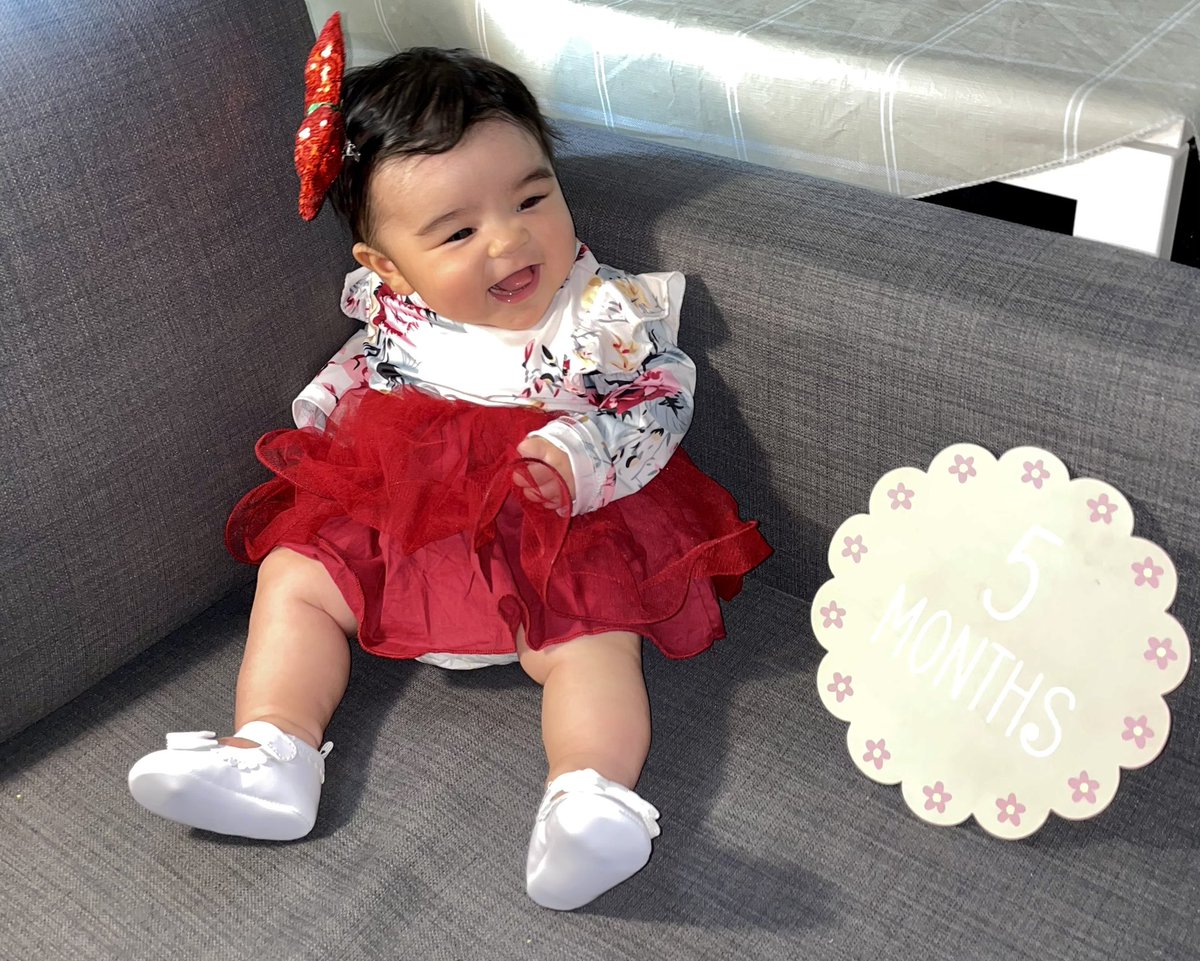 jockeyleosalles's tweet photo. 5 months old today ! ππΆπ»π§Έβ€οΈ@laura_ishizaki_salles #MyLittlePrincess #BabyGirl #CanadianBaby #Kawaii #MyLove https://t.co/7IoMIOD42l