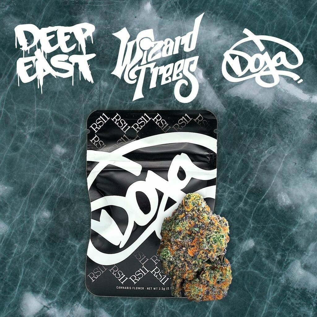 EmberzBrand's tweet image. Keeping RS11 on the menu for you guys all season long ☃️☃️ #FollowTheFly #LightUpYourDay #CuratedCollective #Muzeum #Emberz #DojaPak #Doja #RS11 instagr.am/p/CIzT8JEBIGp/