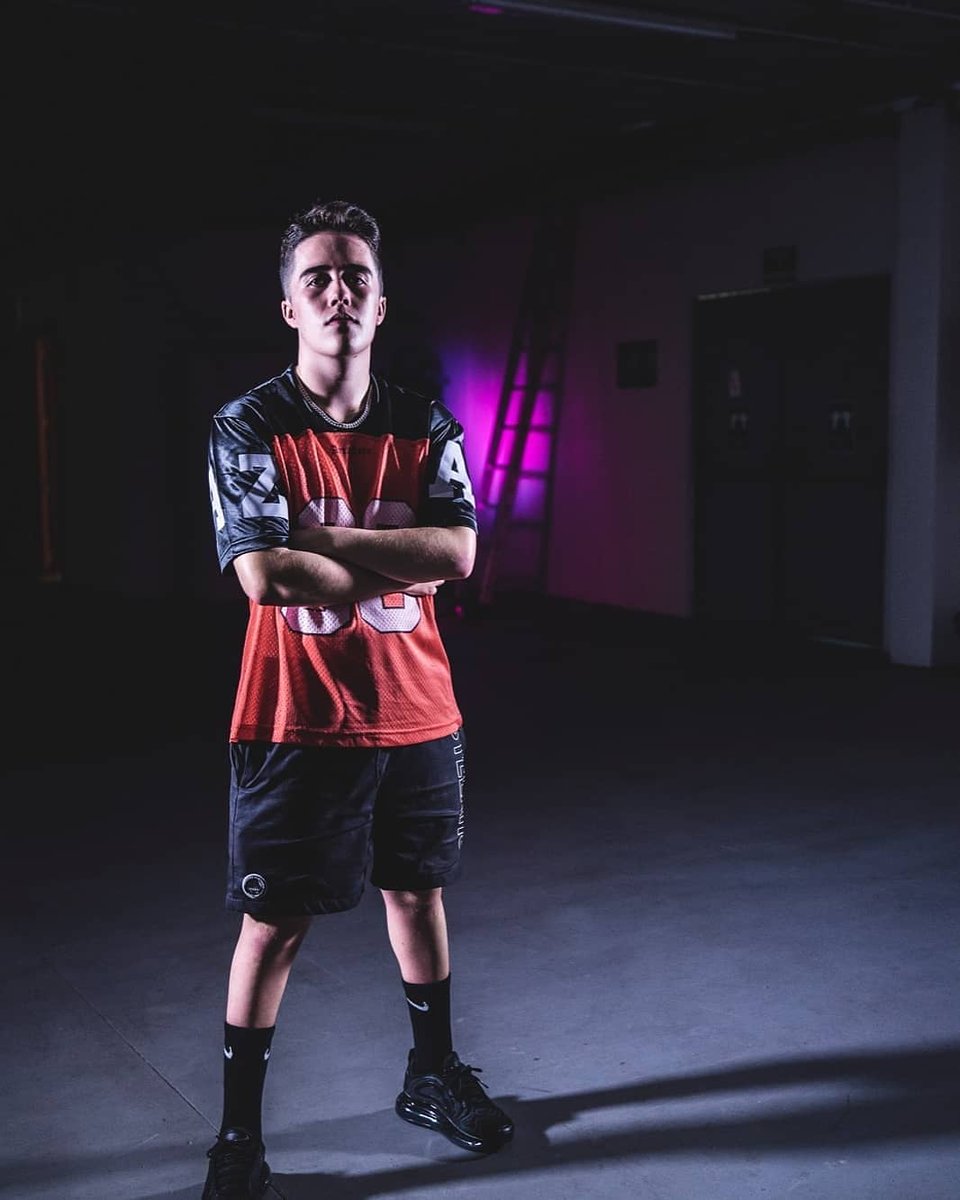 InfoFreestyle2's tweet photo. ¡FELIZ CUMPLEAÑOS GAZIR 🇪🇸! 🎁

#19 🎂 https://t.co/NlWmwravRh