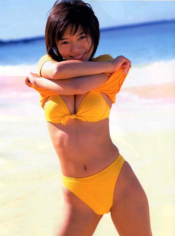 小麦肌でレアな釈由美子ちゃんのビキニハイレグ ＃ハイレグ ＃ビキニ