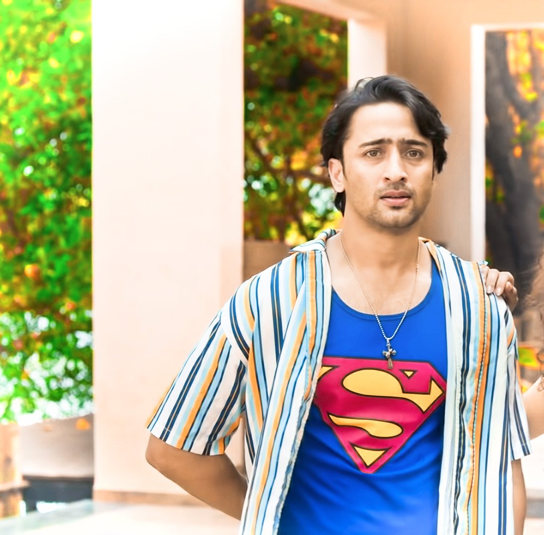 The Heartbroken superman Blue and white..  @Shaheer_S  #ShaheerSheikh  #ShaheerInJeTuNaBulawe  #JeTuNaBulawe Link 