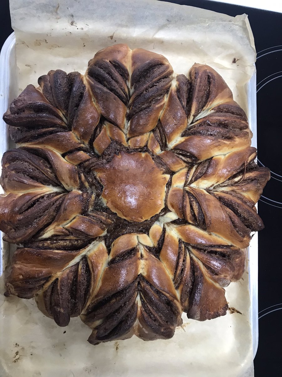 QehsGCSEFood's tweet photo. Year 12 enriched dough Christmas star bread 🌟 https://t.co/uAo5E4lKWM