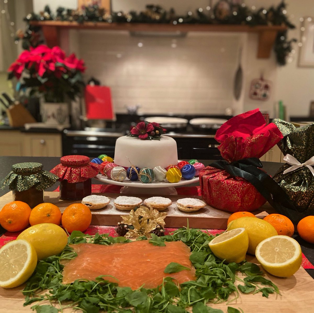 At home cuisine - make your Christmas special by choosing from our delicious menu. Complete Christmas Dinner (for 1 or 2); Luxury Fish Pie and so much more... #food #homemade #Christmas book by 18 December. Call: 07970 576882 🎄🎄🎄